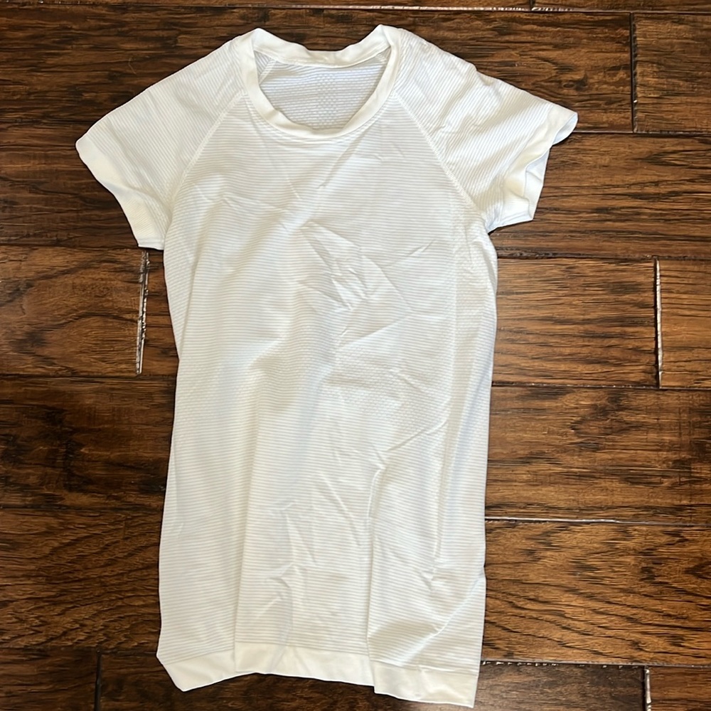 Lululemon White Swiftly Tech
